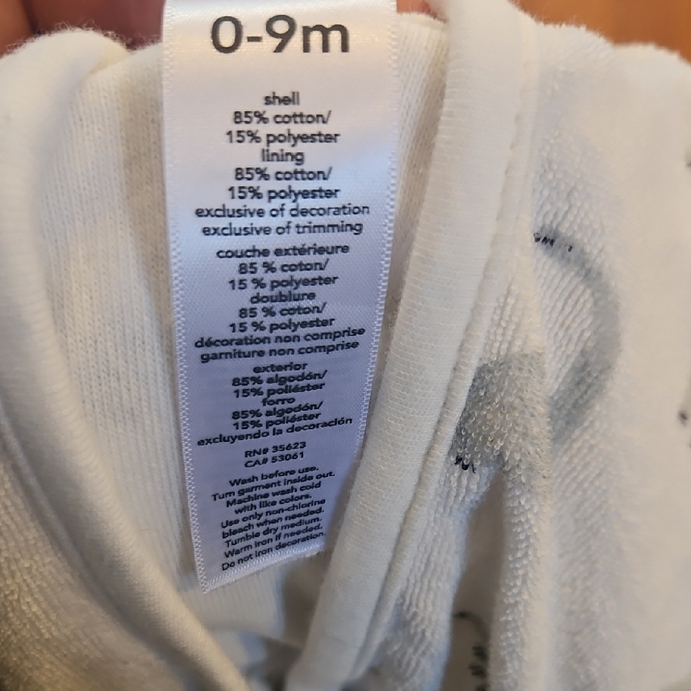 Adorable Hooded Baby Robe - Picture 6 of 6